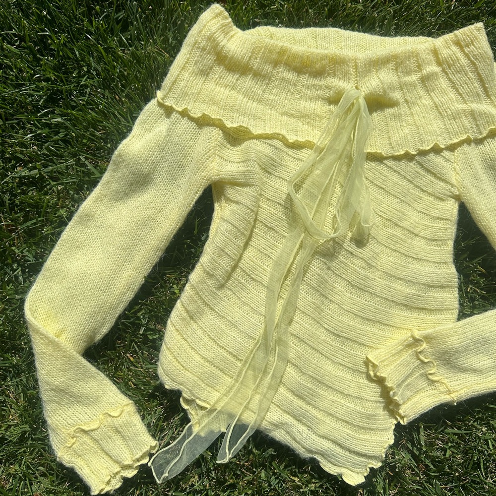 Kimchi Blue Yellow Fiona Off-the-Shoulder Sweater